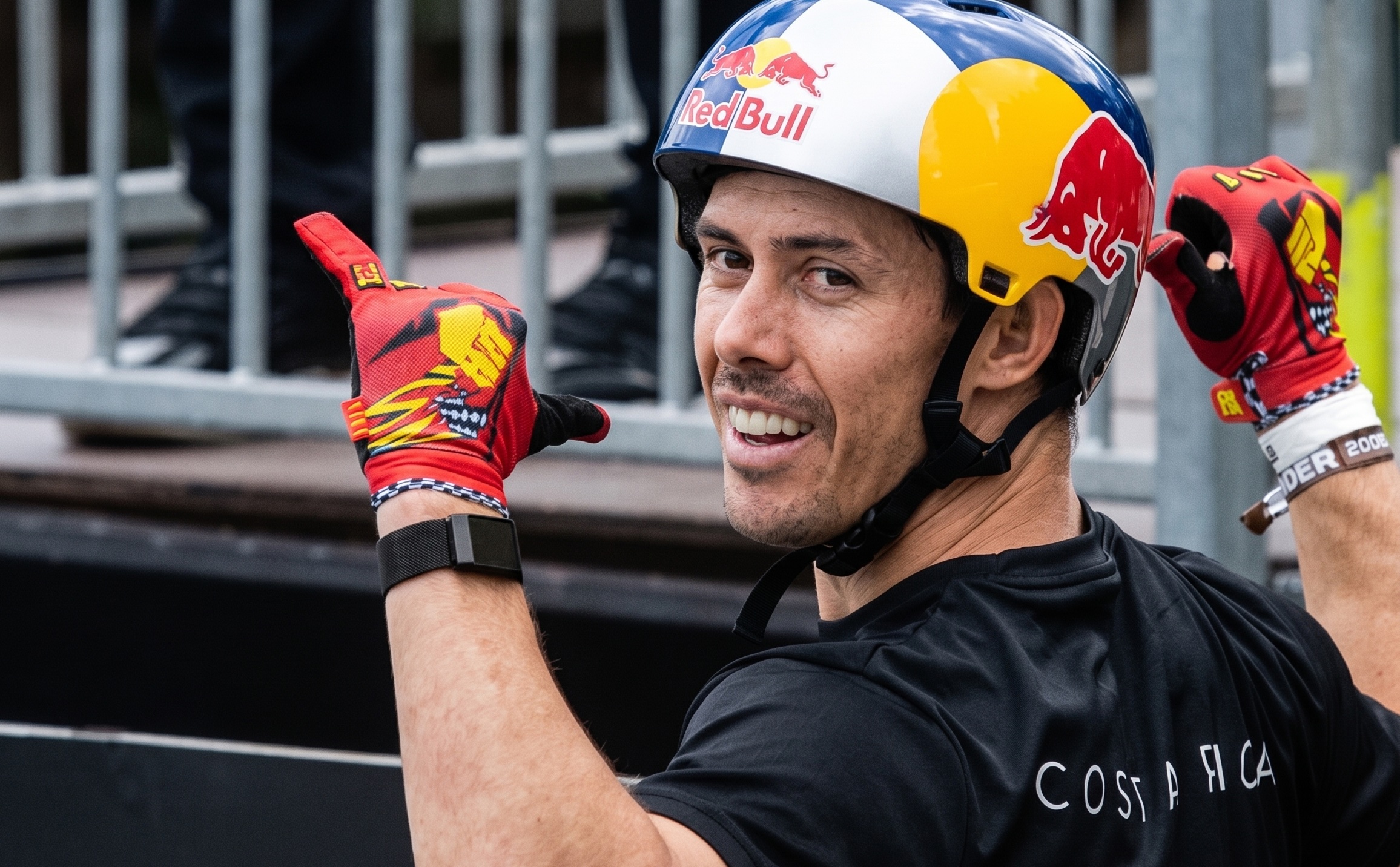 Imagen principal del artículo: Kenneth Tencio quedó séptimo en la final de la Copa Mundial de BMX freestyle en Francia