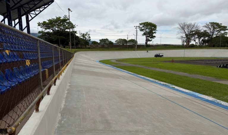 Velódromo del Parque de la Paz seguirá cerrado sin fecha definida de reapertura
