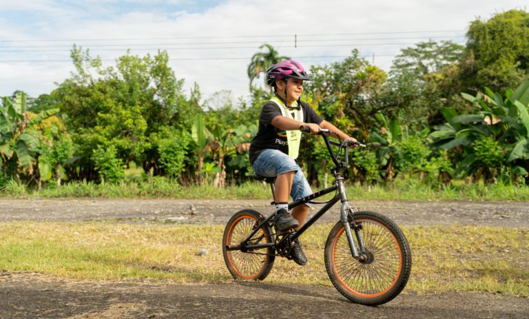 Fundación Yo Impulso retoma programa para llevar 500 bicicletas a estudiantes de zonas rurales