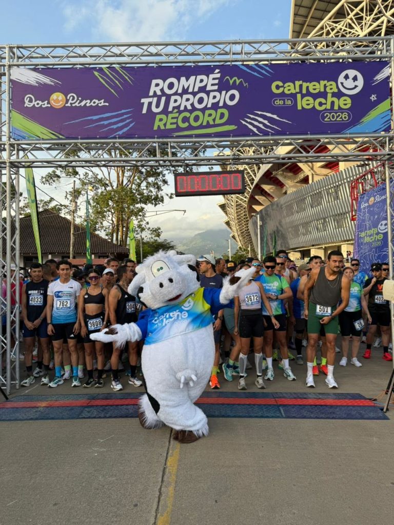 Carrera de la Leche reunió a 5.000 personas y destinará 44 mil vasos de leche a organizaciones sociales