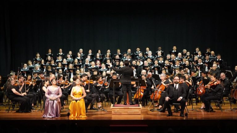 Voces y orquesta se unen en un "Himno de alabanza" que recorrerá iglesias del país