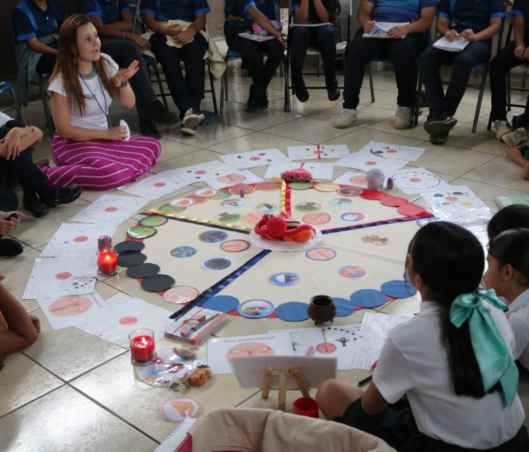 Iniciativa "Niñas Sabias" promueve educación menstrual y prevención de violencia