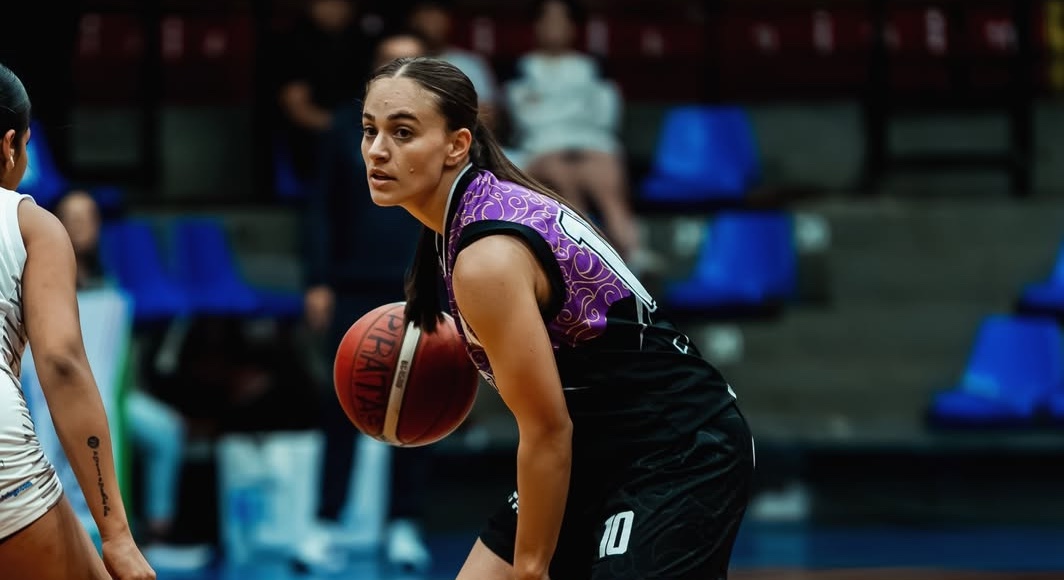 Imagen principal del artículo: Basquetbolista tica Daniela Quesada cierra temporada como subcampeona en Ecuador