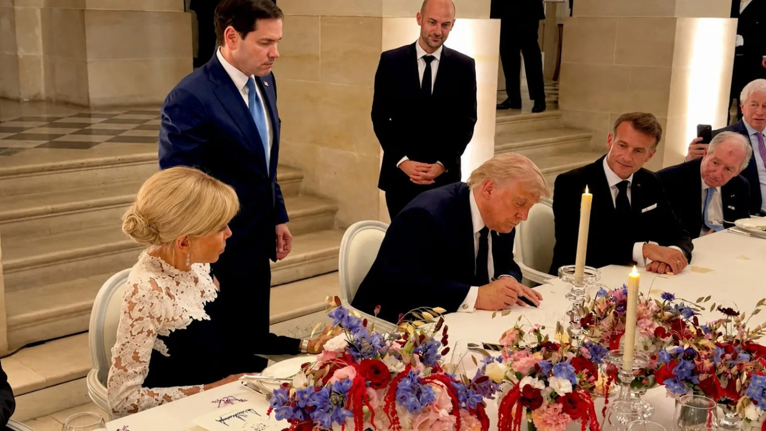 Imagen principal del artículo: Estados Unidos e Irán firman acuerdo inicial