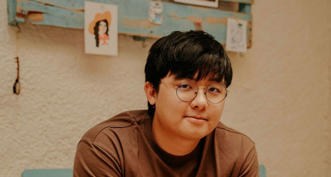 Imagen principal del artículo: Carlos Zhou Zheng: el creador del videojuego "Don Memo" que convirtió la nostalgia tica en pixel art