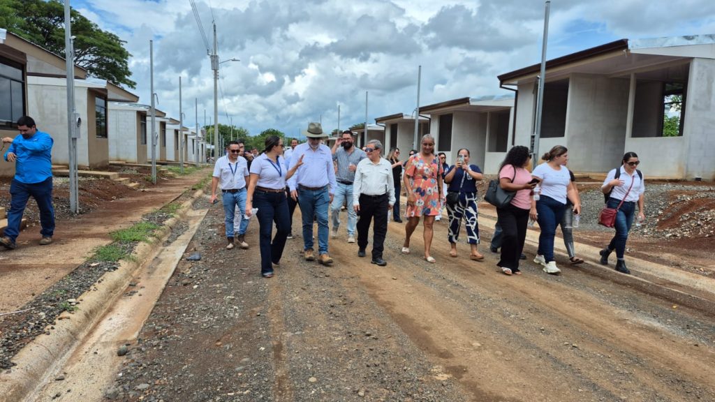 Proyecto Valle Real obtiene Bandera Azul en construcción y dará vivienda a 345 personas