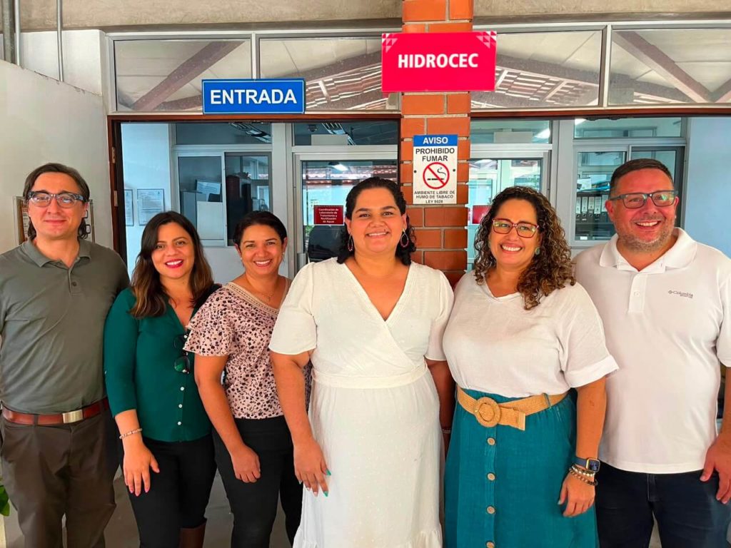 Laboratorio de la UNA obtiene acreditación para análisis y monitoreo de calidad de agua