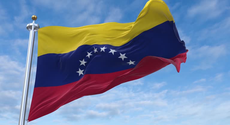 Cruz Roja Costarricense habilita servicio para personas que perdieron contacto con familiares en Venezuela