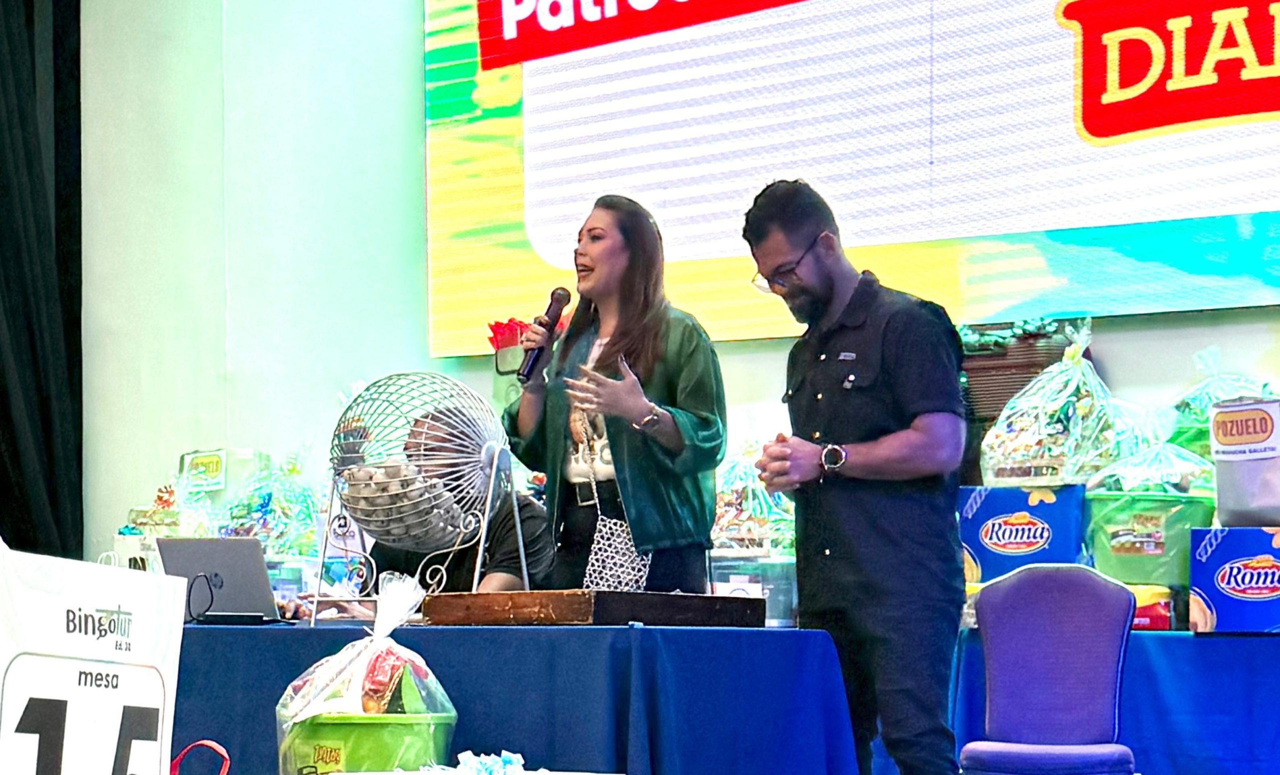 Imagen principal del artículo: Bingotur promete una noche familiar con más de 300 premios para poner a los ticos a viajar