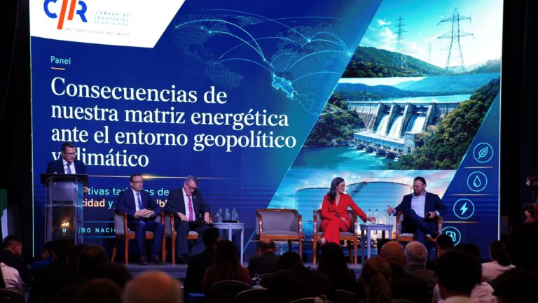 Industriales exigen decisiones para mejorar la competitividad y suministro de energía eléctrica ante los retos climáticos y geopolíticos