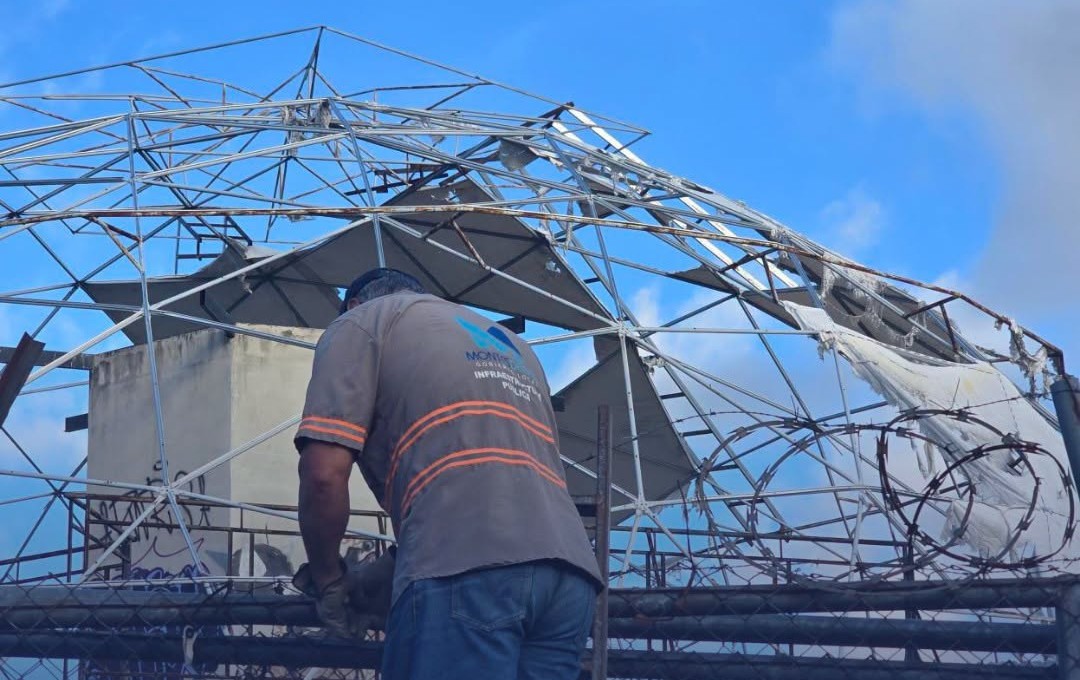 Imagen principal del artículo: Municipalidad de Montes de Oca interviene y realiza demoliciones en propiedad abandonada en San Pedro
