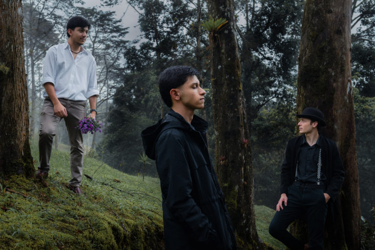Banda "No Apto Para Consumo" lanza "OPIO": su primer álbum de estudio tras dos años de producción