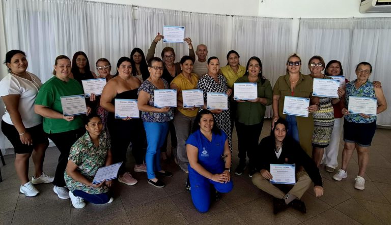 Municipalidad de Santa Ana fortalece las capacidades de las personas cuidadoras de adultos mayores