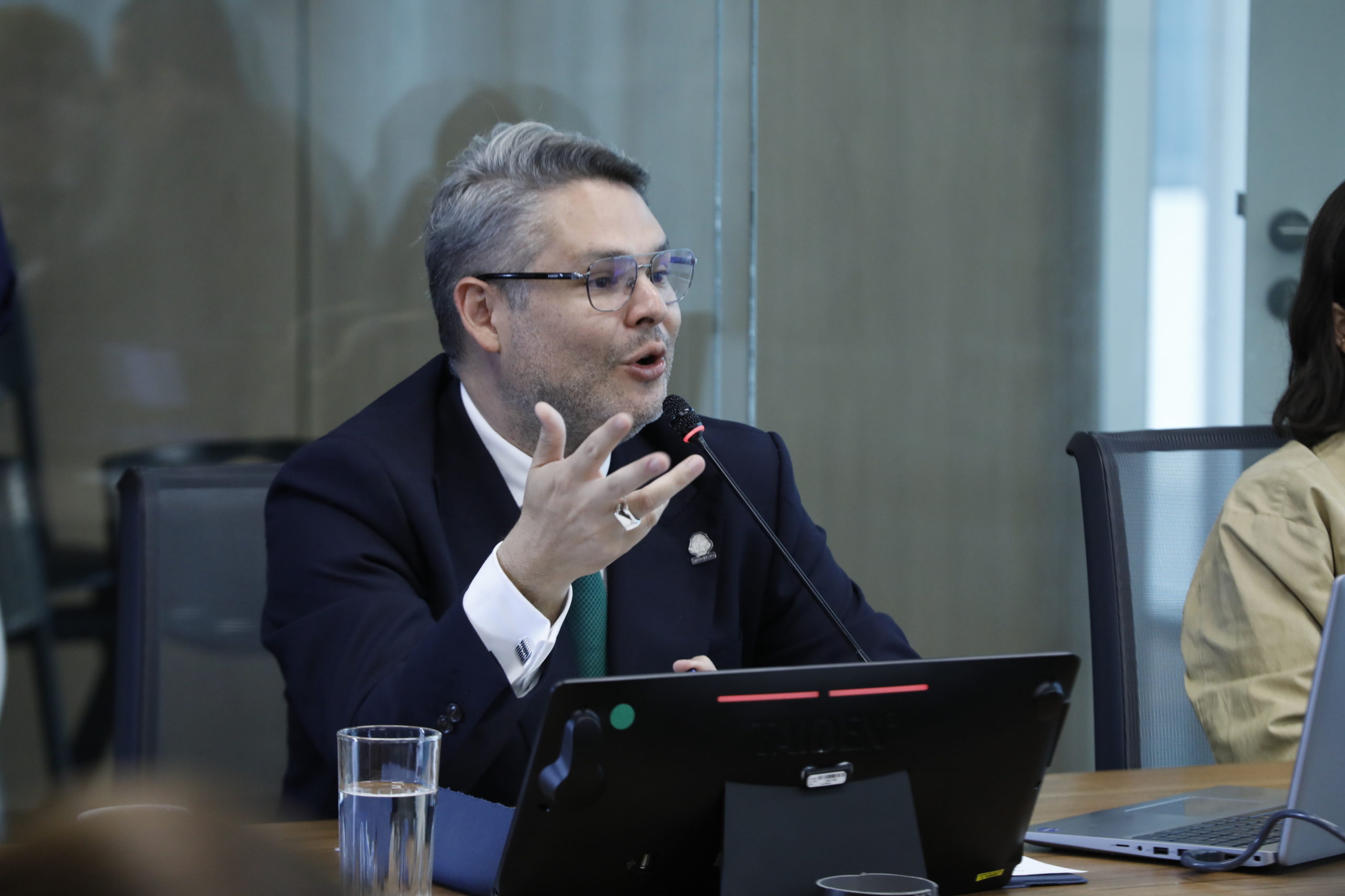 Imagen principal del artículo: Cuatro casos, una misma pregunta: ¿qué está pasando con la transparencia en la cultura pública?