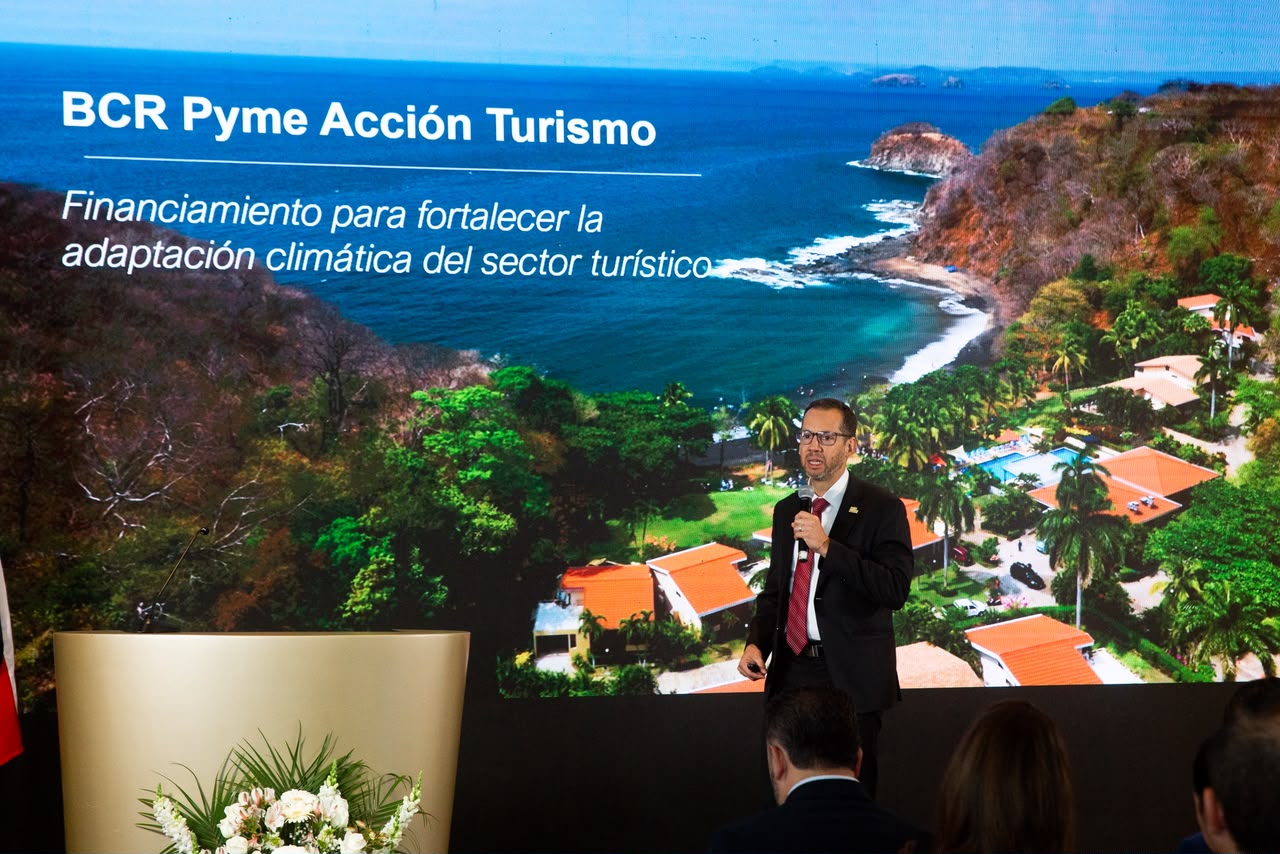 Imagen principal del artículo: Lanzan programa de financiamiento para adaptación climática de pymes turísticas