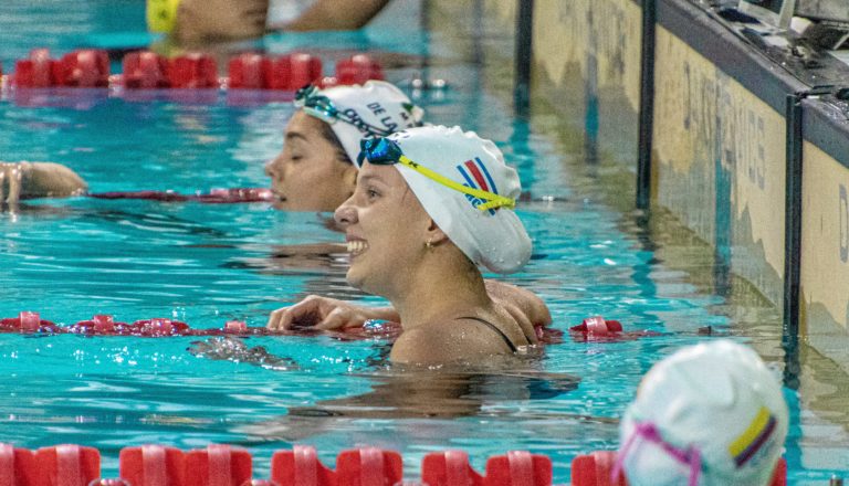 Nadadora tica Micaela Mazzari rompe récord nacional absoluto en Colombia