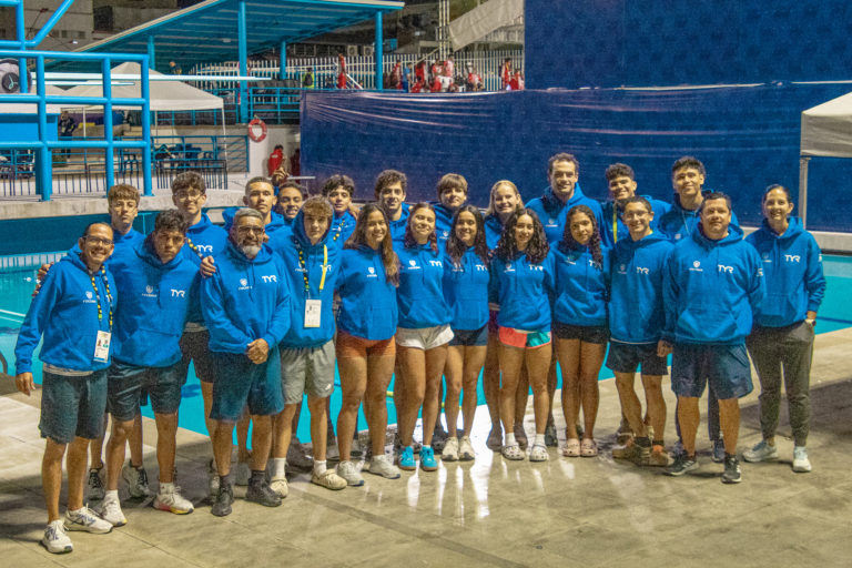 Costa Rica gana 12 medallas en el Panamericano de Natación en Colombia