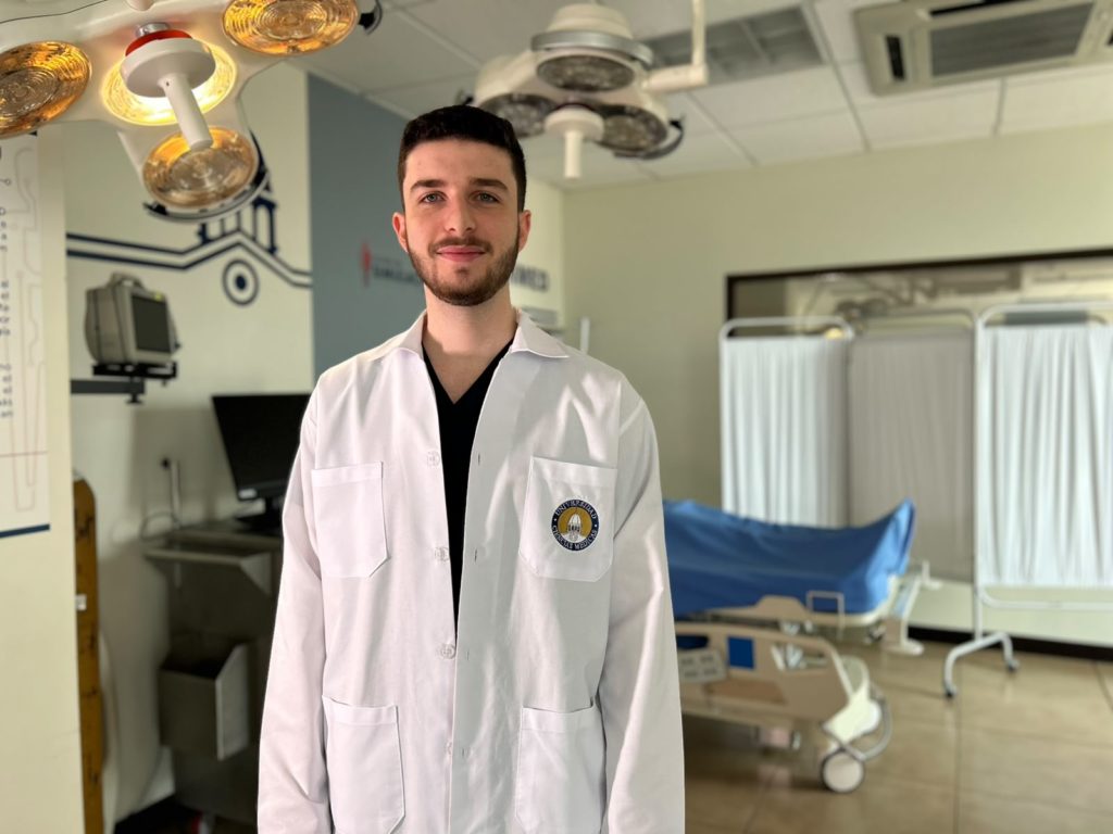 Estudiante de UCIMED obtiene 94 en examen IFOM para internado de la CCSS