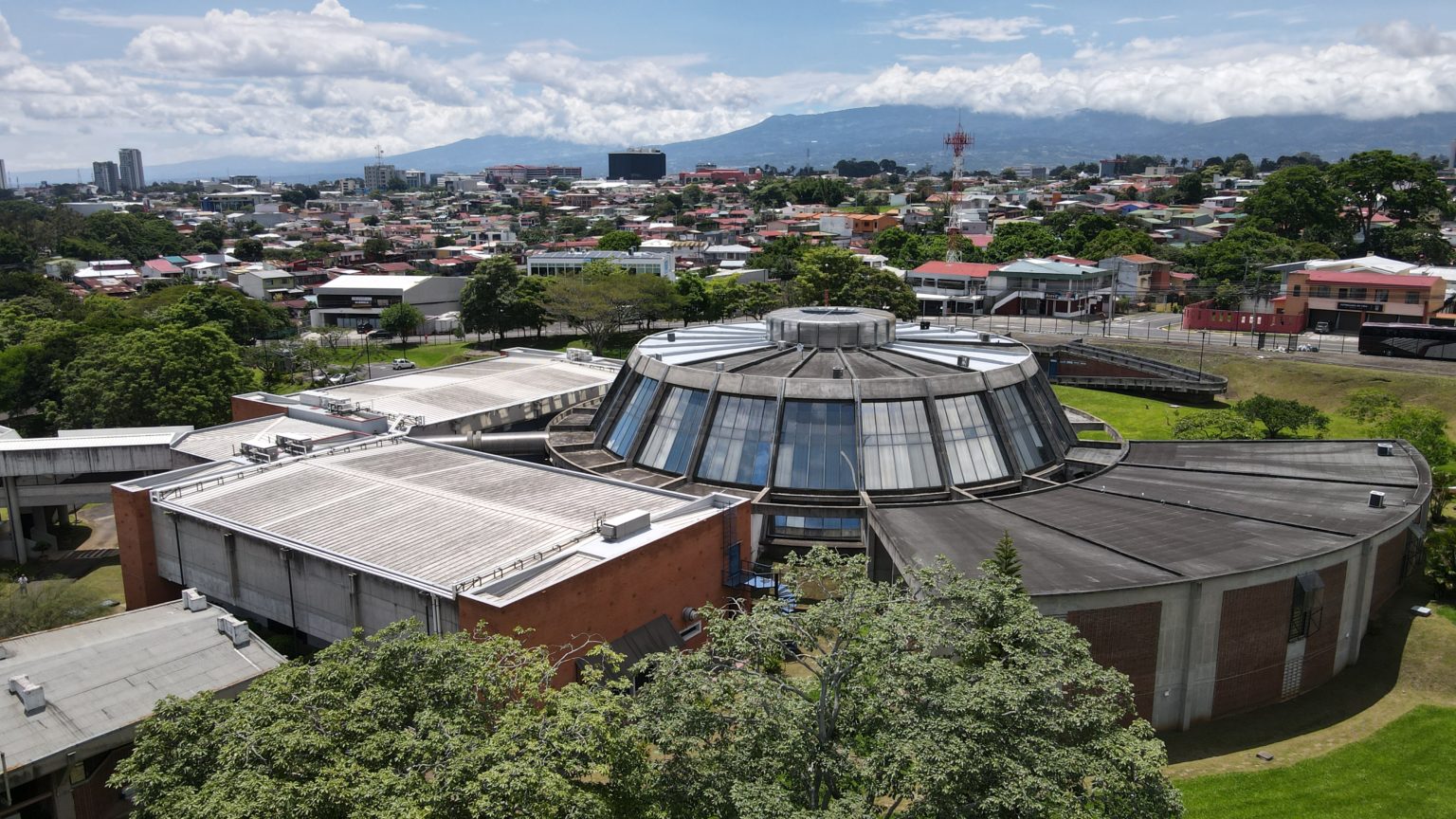 Imagen principal del artículo: 145 años del Archivo Nacional de Costa Rica: memoria, identidad y futuro