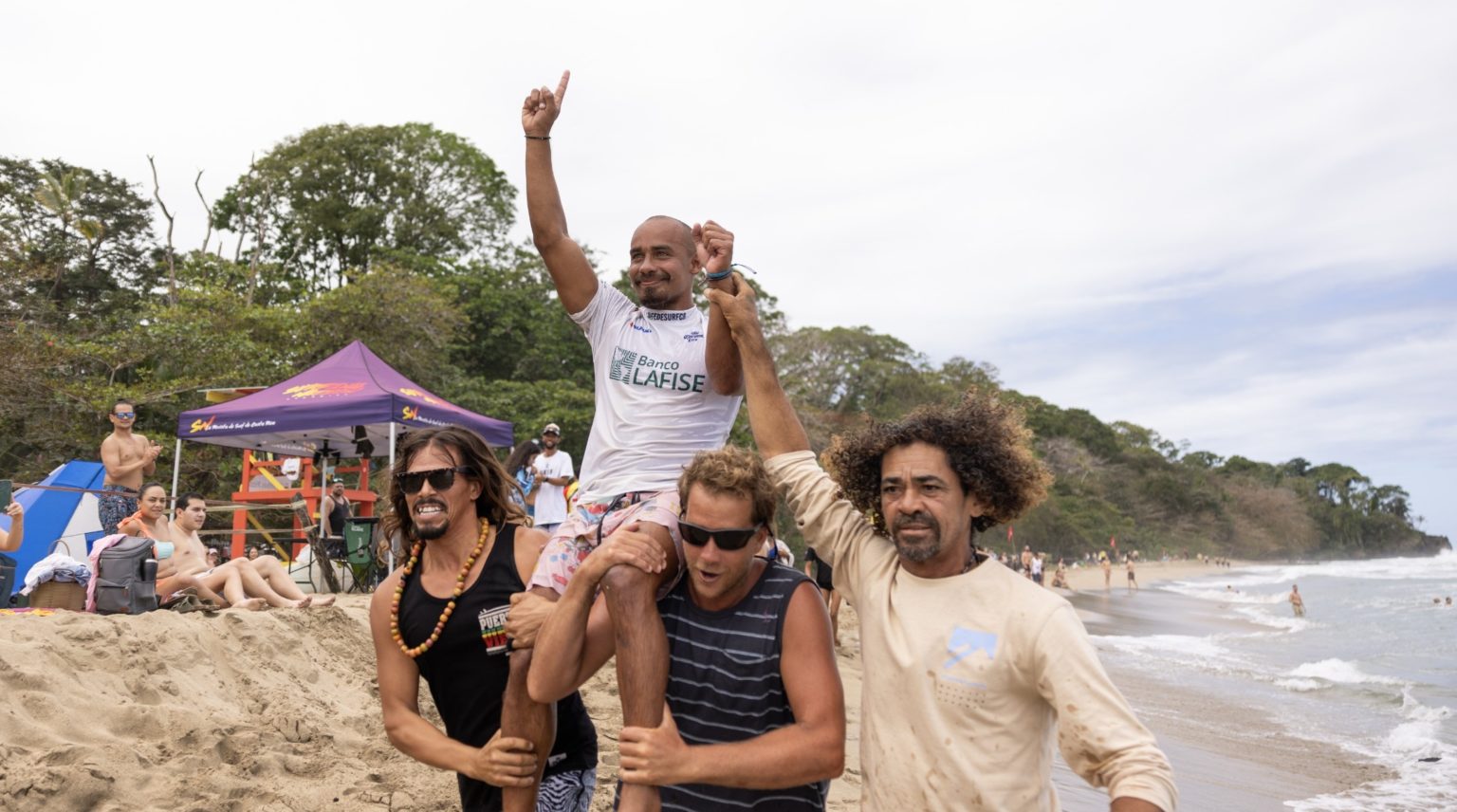Imagen principal del artículo: Playa Hermosa definirá al campeón del Circuito Nacional de Surf 2026