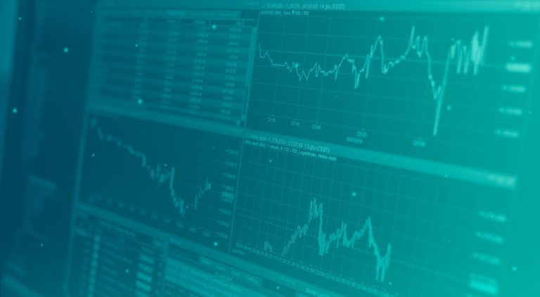 Decimos que decidimos con datos. Los datos dicen otra cosa.