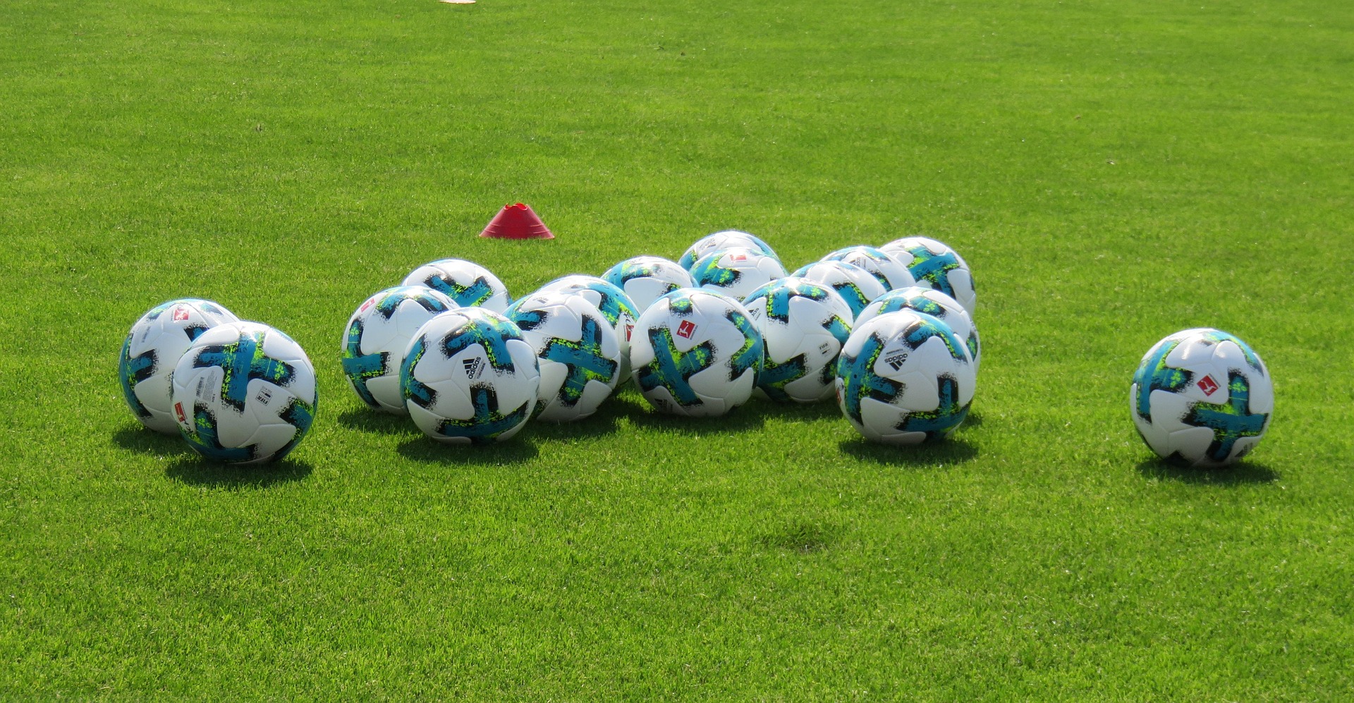 Imagen principal del artículo: La bola quedó en nuestro campo
