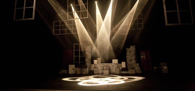 Seguir los caminos del teatro