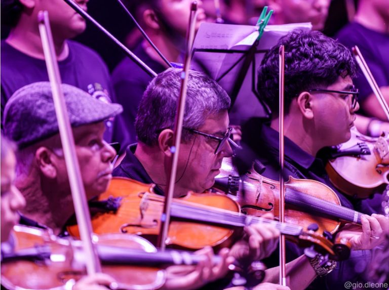 Concierto 15 años SIFAIS: cinco panes y dos peces