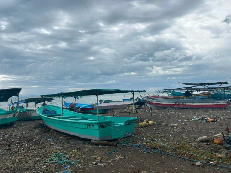Pescadores de pequeña escala piden formalización, acceso al mar y mayor participación en políticas de conservación