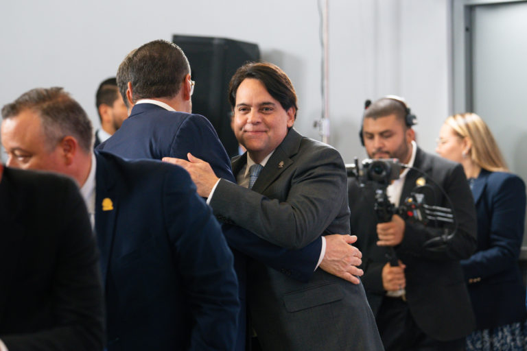 Vicepresidente Douglas Soto recibe beneplácito para ser embajador en EE.UU.
