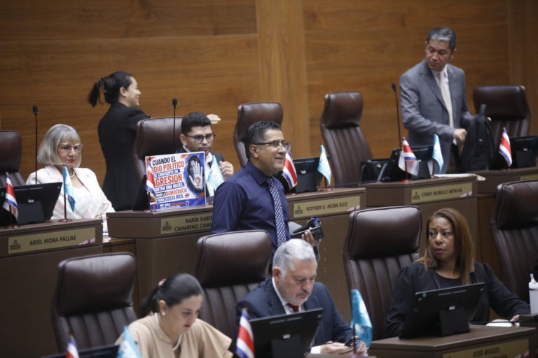 Pausa de una sesión a proyecto de jornadas de 12 horas permitió avance de ocho iniciativas