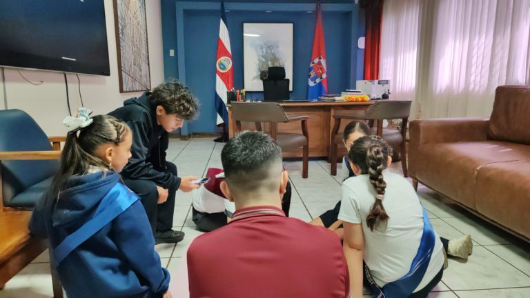 Municipalidad de Cartago crea red de líderes estudiantiles tras encuentro con 236 representantes del cantón