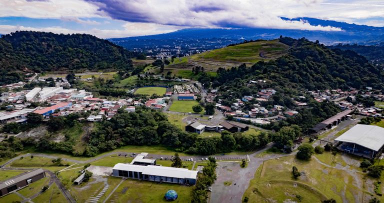 Todo lo sólido se recorta en el aire: cultura y el porvenir de lo público en Costa Rica