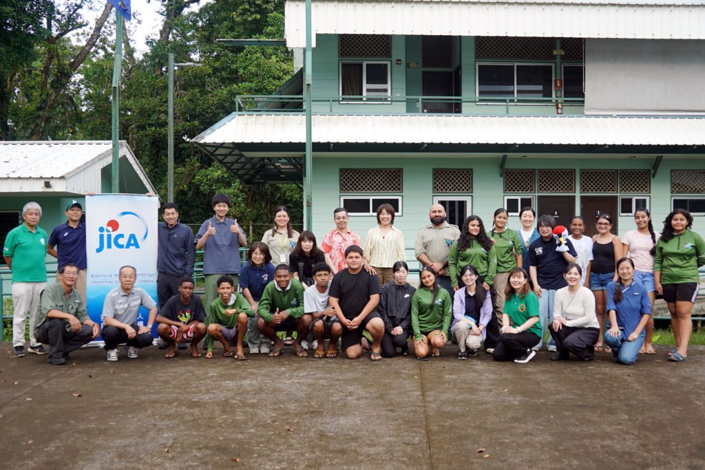 Jóvenes de Tortuguero y Barra del Colorado comparten experiencias de conservación con docentes de Japón