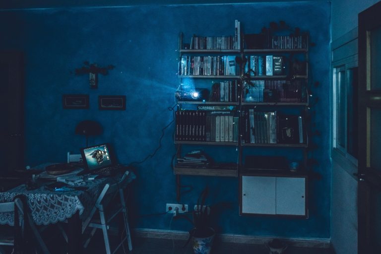 UNED abre convocatoria para la XVII Muestra Audiovisual “Cortos de la Polis Joven”