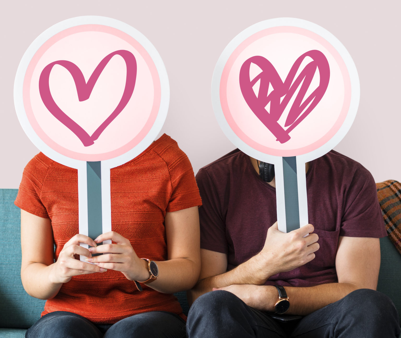 Imagen principal del artículo: Podcast del INAMU dedica serie de episodios a identificar señales de control en las relaciones