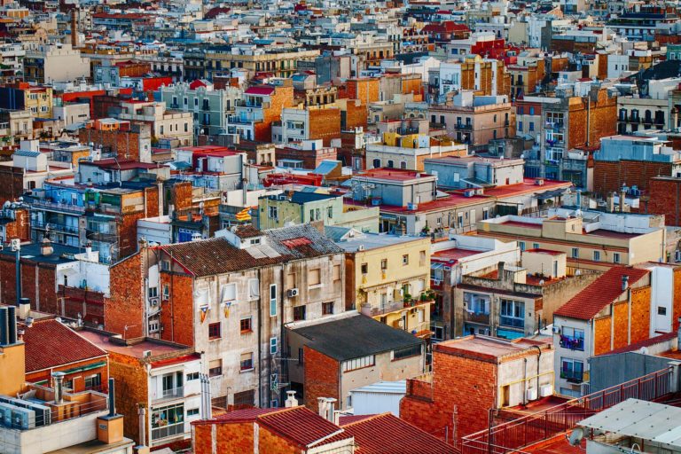Retornos multidimensionales de la inversión en vivienda y mejoramiento de barrios (ejemplos concretos)