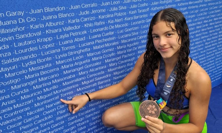 Prestigiosa academia de Estados Unidos recluta a nadadora tica de 17 años