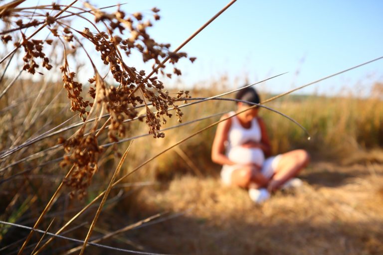 Por qué el embarazo en adolescentes es un marcador de desigualdad