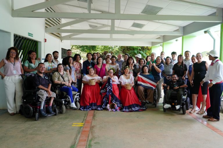 Representantes de nueve países conocen en Costa Rica experiencias sobre autonomía de personas con discapacidad