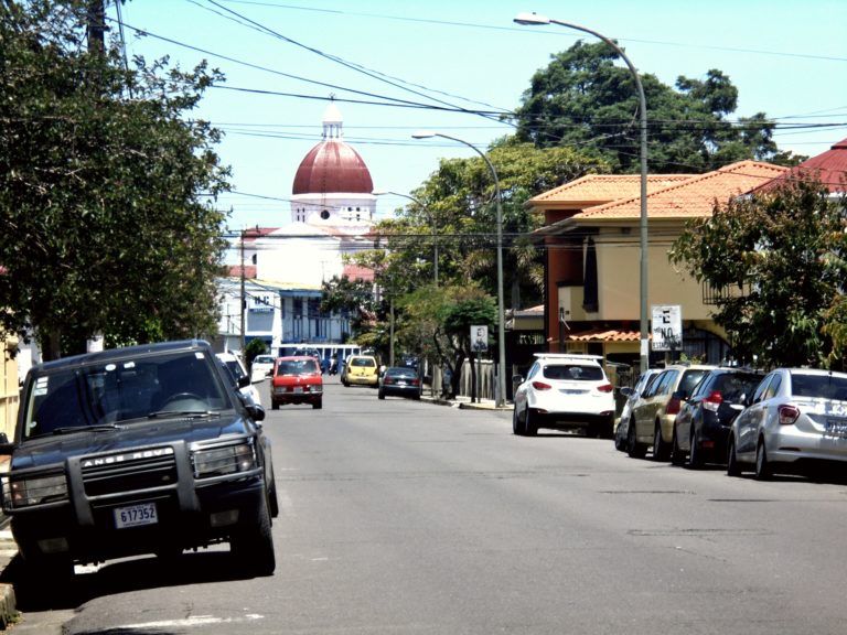 Vecinos de Barrio Escalante piden investigación tras ataques y amenazas contra residentes