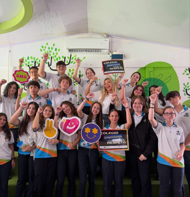 JPS respaldó campaña nacional contra el bullying que reunió a adolescentes de todo el país