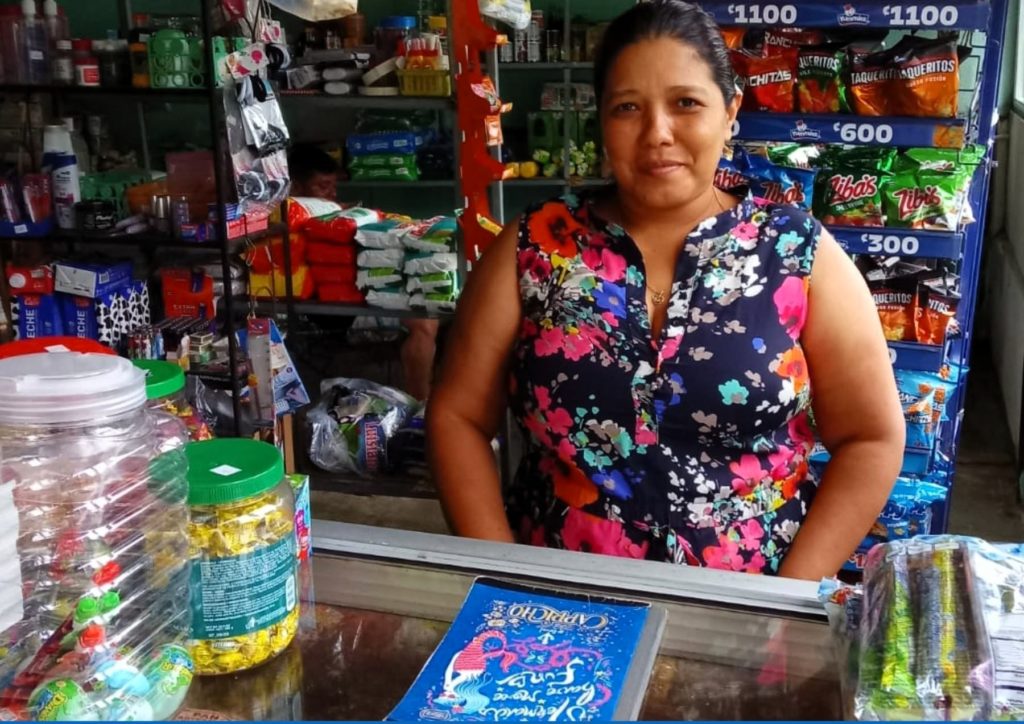 Emprendedora Juana Castillo Centro La Virgen de Sarapiquí.