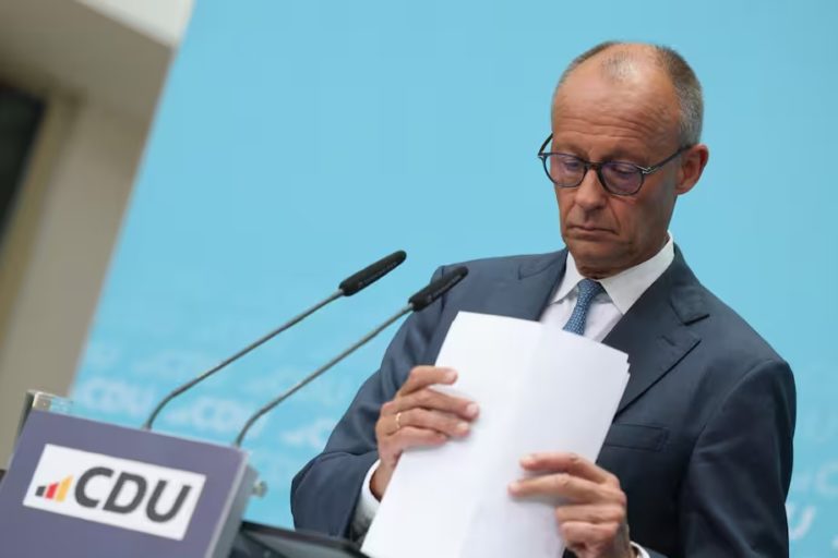Canciller alemán se dice "profundamente conmocionado" tras victoria de la ultraderecha en elección regional