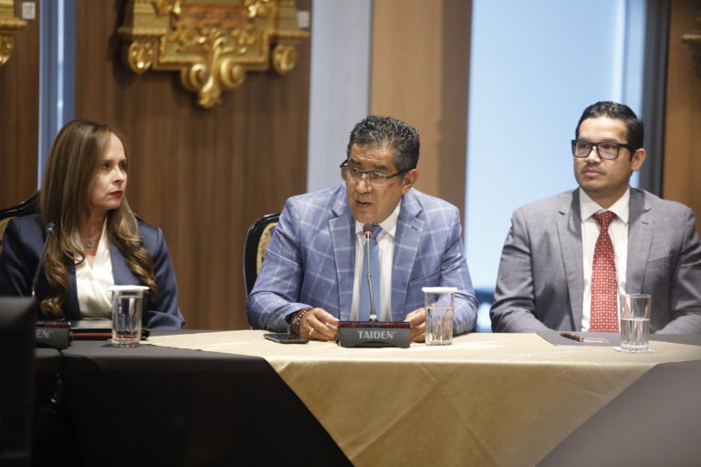 Diputado oficialista propone agilizar destrucción de alcohol y cigarrillos decomisados