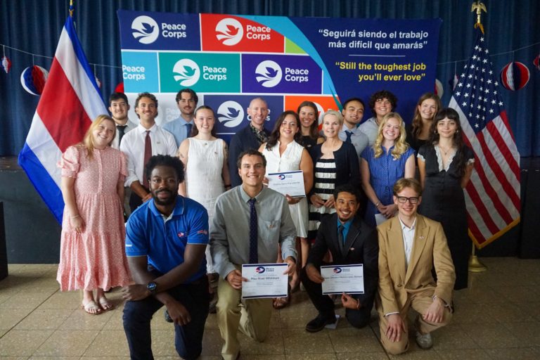 19 nuevos voluntarios del Cuerpo de Paz trabajarán con comunidades y jóvenes en Costa Rica