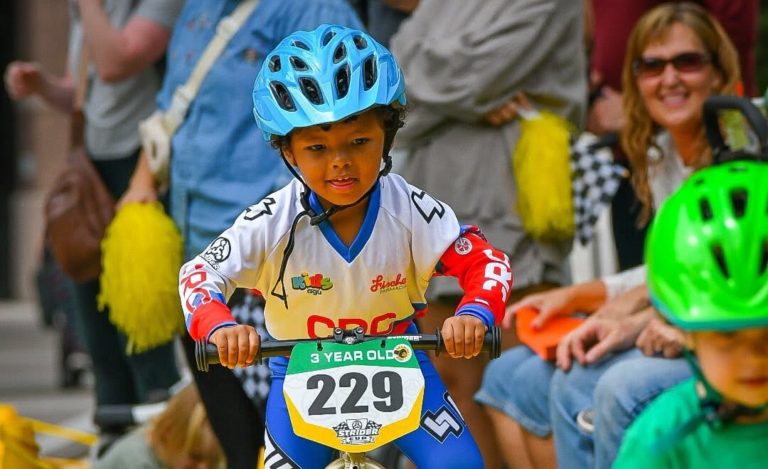 Seis niños costarricenses competirán en el Mundial de Strider 2026 en Estados Unidos