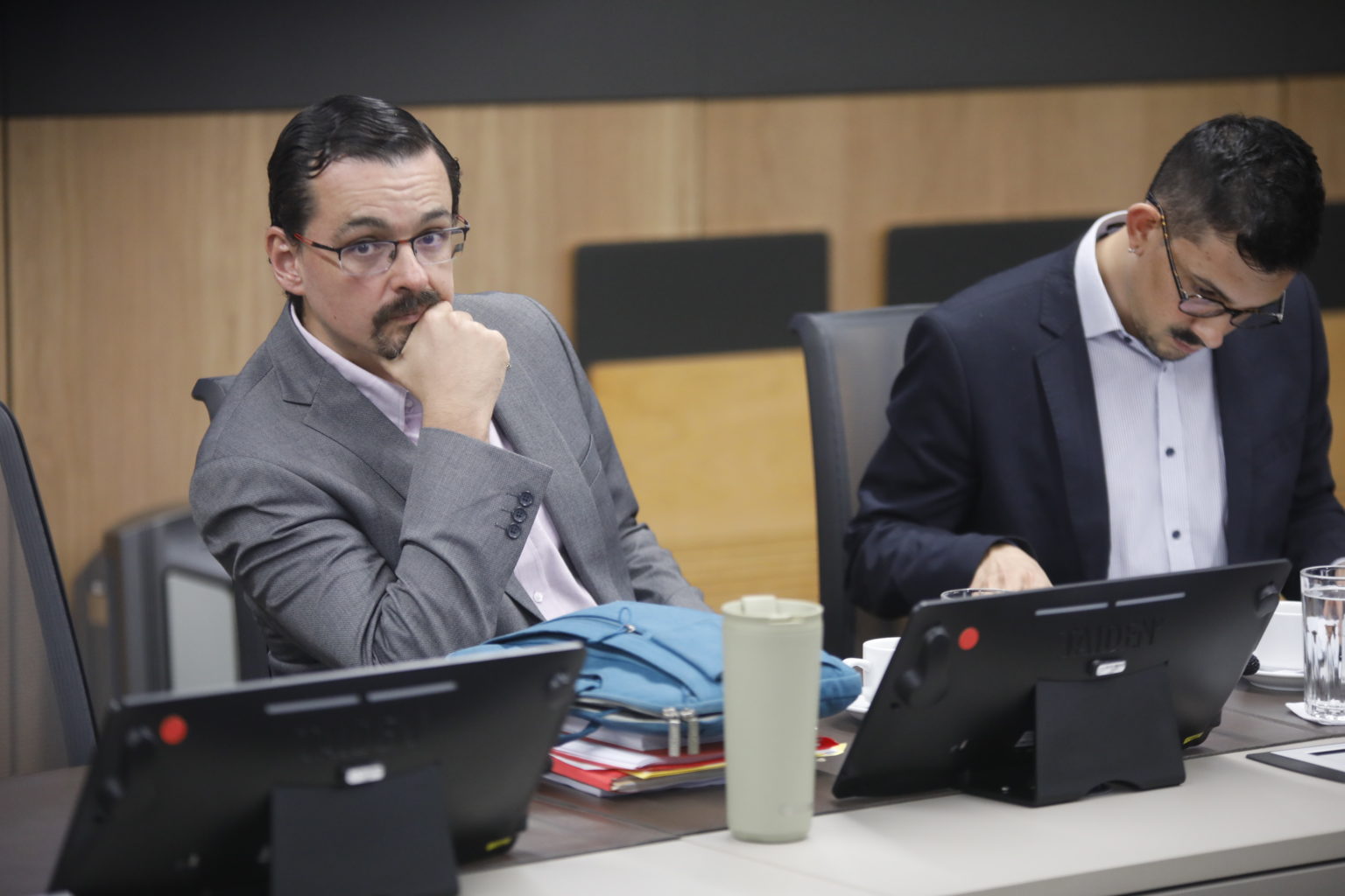 Imagen principal del artículo: 21 congresistas proponen incluir derecho a la alimentación y protección de producción nacional en la Constitución