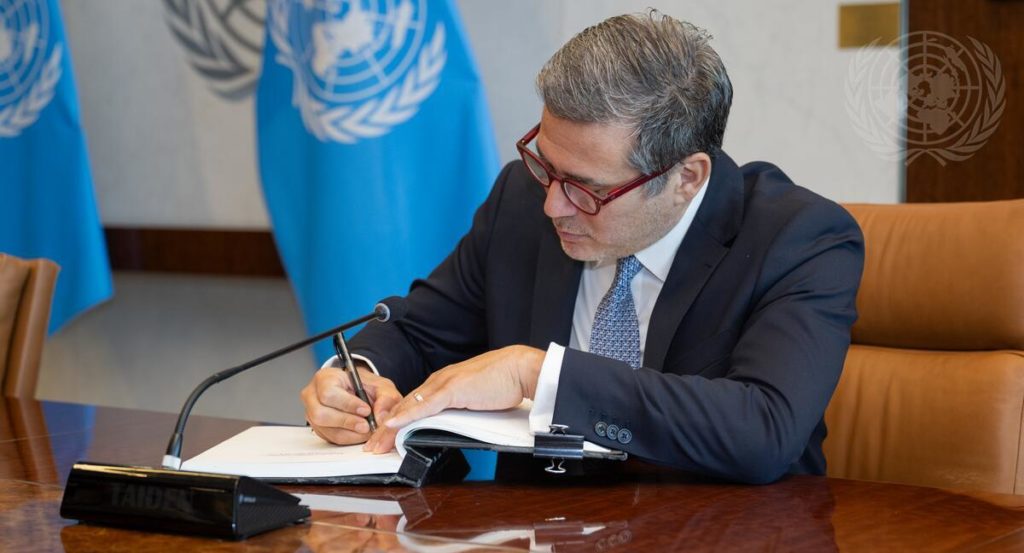 Perdido en Nueva York: Tovar, Trump y el misterio de la invitación