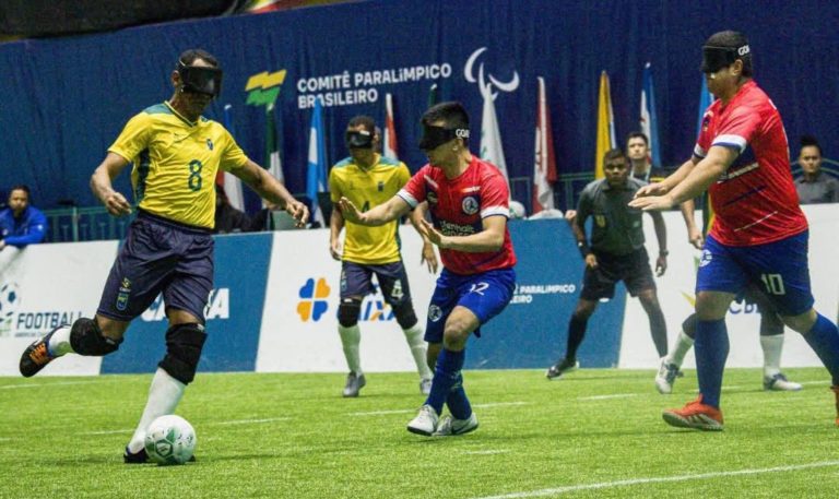 Costa Rica planta cara a Brasil y jugará por el bronce en la Copa América